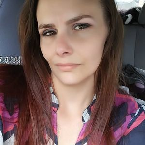 Meet your Posher, Nikki